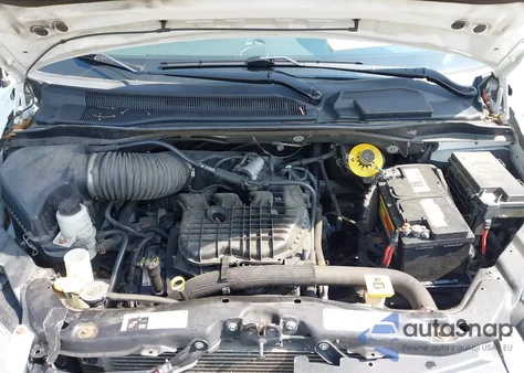 2014 Chrysler Town & Country Touring z USA, uszkodzony, nr VIN 2C4RC1BG5ER132134